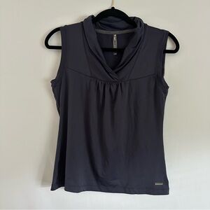 Lija Women's Sleeveless Activewear Top Golf/Tennis Size Medium Blue